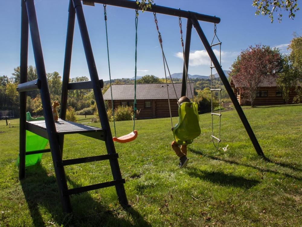 Reves De Bois Villa Loubeyrat Eksteriør billede